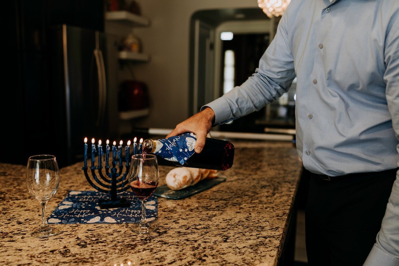 The Art of Kosher Wine: A Closer Look at Kosher Wineries in Israel