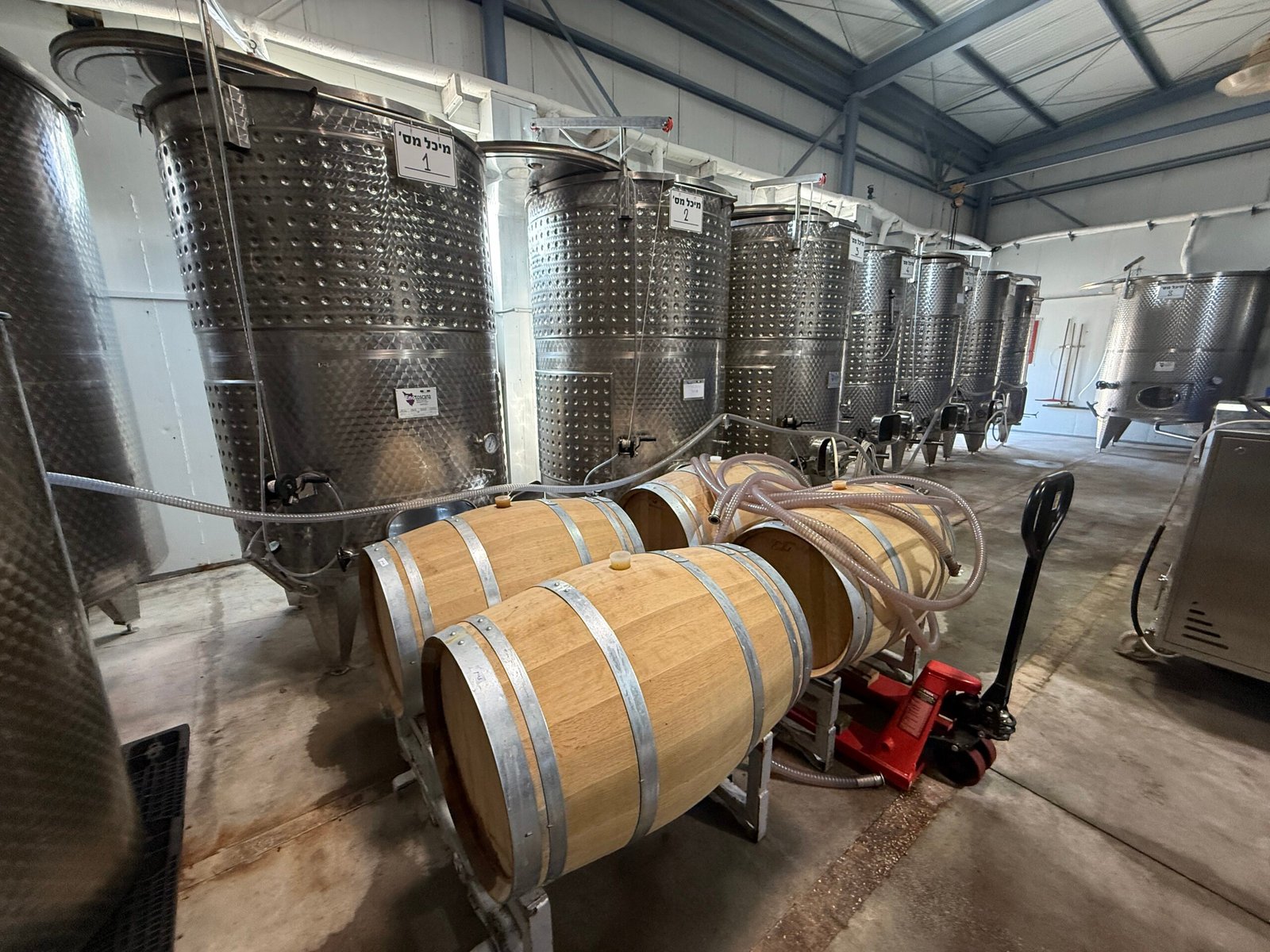 Ginaton Winery winery